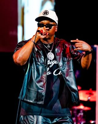 Lupe Fiasco Biography: Songs, Net Worth, Age, Parents, Height, Albums, Wife, Kids