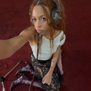 Ravyn Lenae