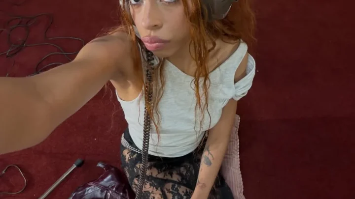 Ravyn Lenae Biography: Age, Songs, Net Worth, Height, Parents, Ethnicity, Albums, Boyfriend, Tour