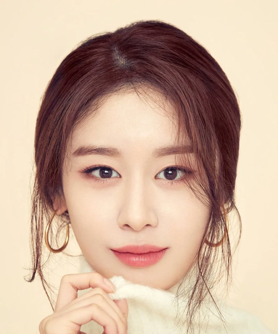 Jiyeon - Biography