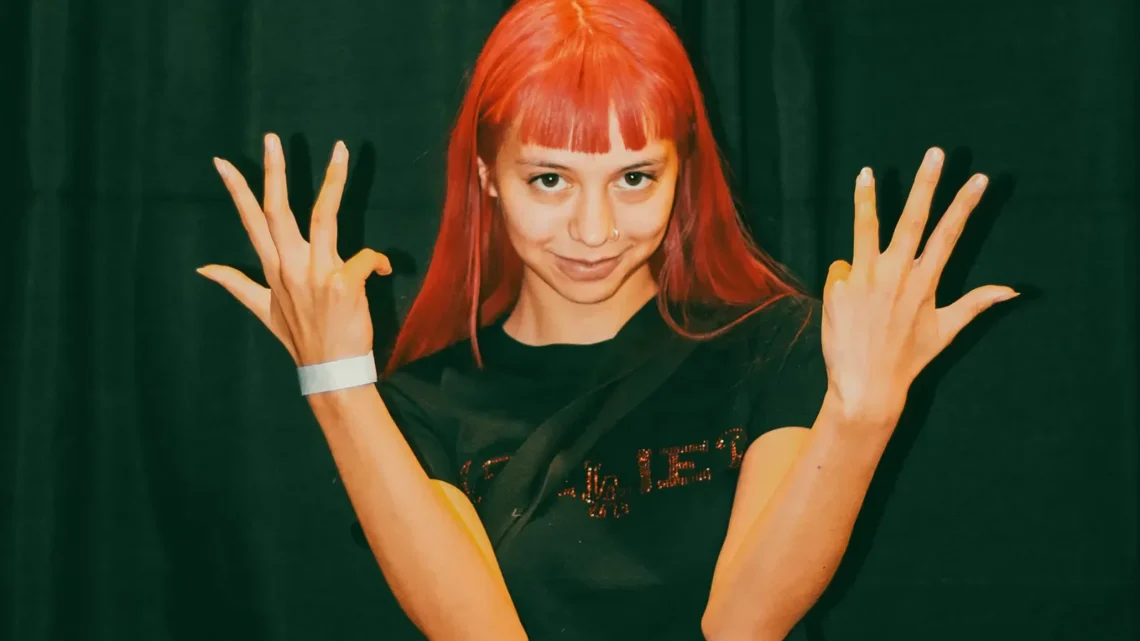 Akriila Biography: Age, Boyfriend, Net Worth, Height, Songs, Albums, Parents, Awards