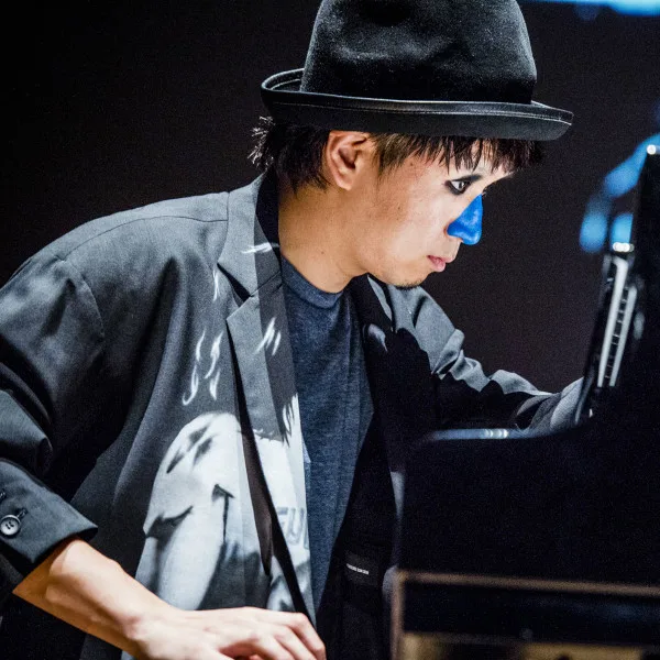 H Zett M - Biography