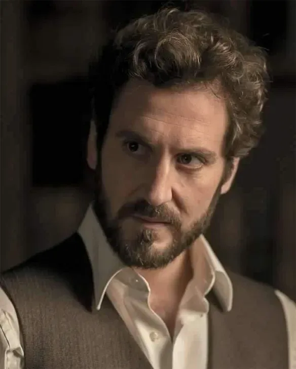 Álex Gadea - Biography