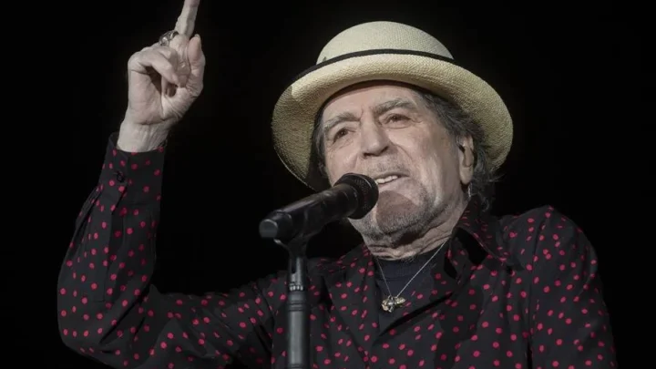 Joaquín Sabina Biography: Wife, Age, Net Worth, Siblings, Parents, Height, Children, Awards, Songs