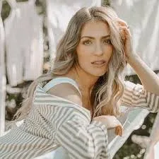 Chantelle Paige - Biography