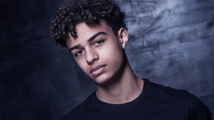 Drew Davis Biography: Height, Age, Net Worth, Girlfriend, Parents, TV Series, Siblings, Instagram