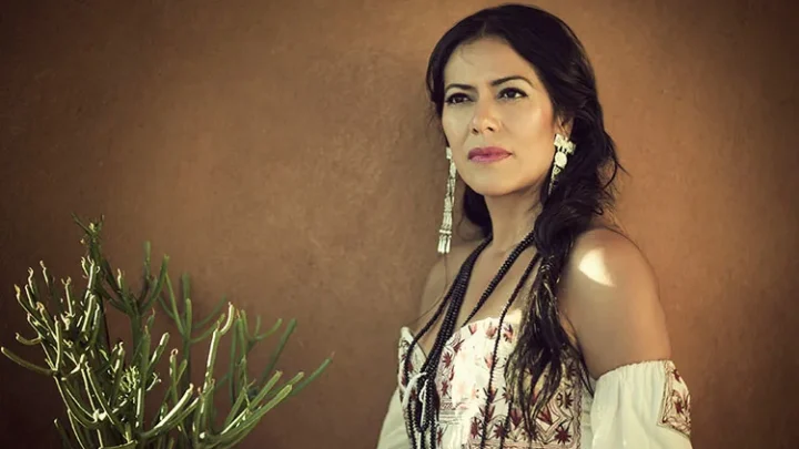 Lila Downs Biography: Age, Children, Net Worth, Height, Songs, Awards, Husband, YouTube