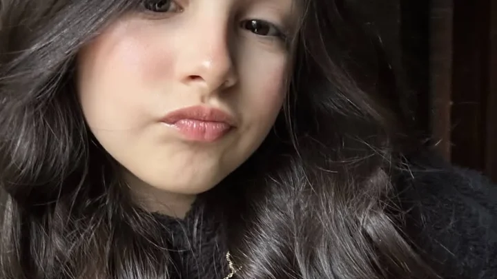 Bella Macedo Biography: Boyfriend, Age, Parents, Net Worth, Height