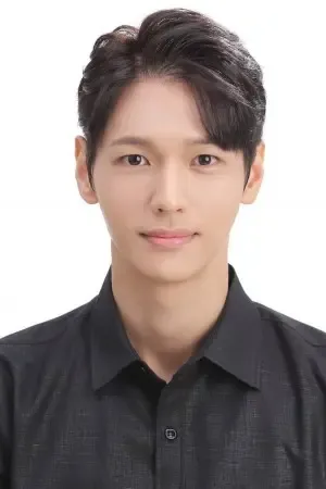 Ji Il-joo - Biography