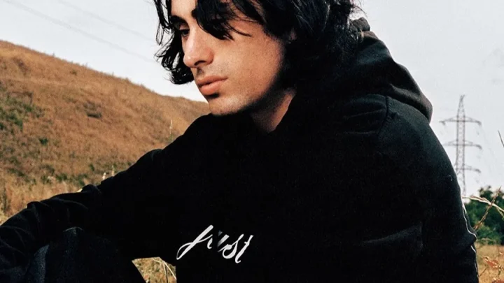 Depresión Sonora Biography: Girlfriend Age, Children, Parents, Net Worth, Height, Awards, YouTube