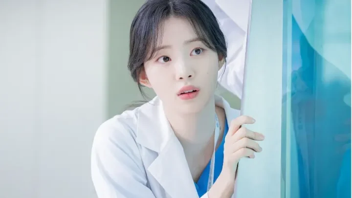 Shin Si-ah Biography: Age, Parents, Siblings, Boyfriend, Movies, Height, Net Worth, Wikipedia