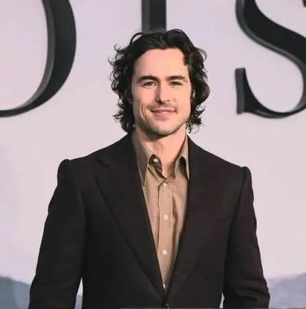 Ben Schnetzer - Biography