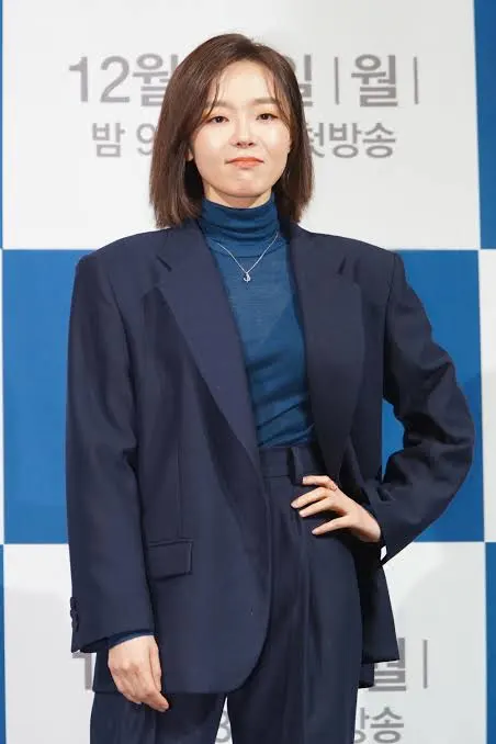 Lee Sang-hee - Biography