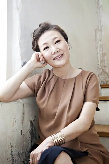 Kim Hae-sook - Biography