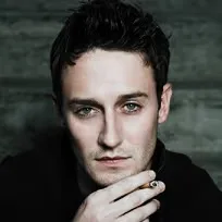Josh Stewart Biography: TV Shows, Partner, Age, Parents, Siblings, Net Worth - Biography