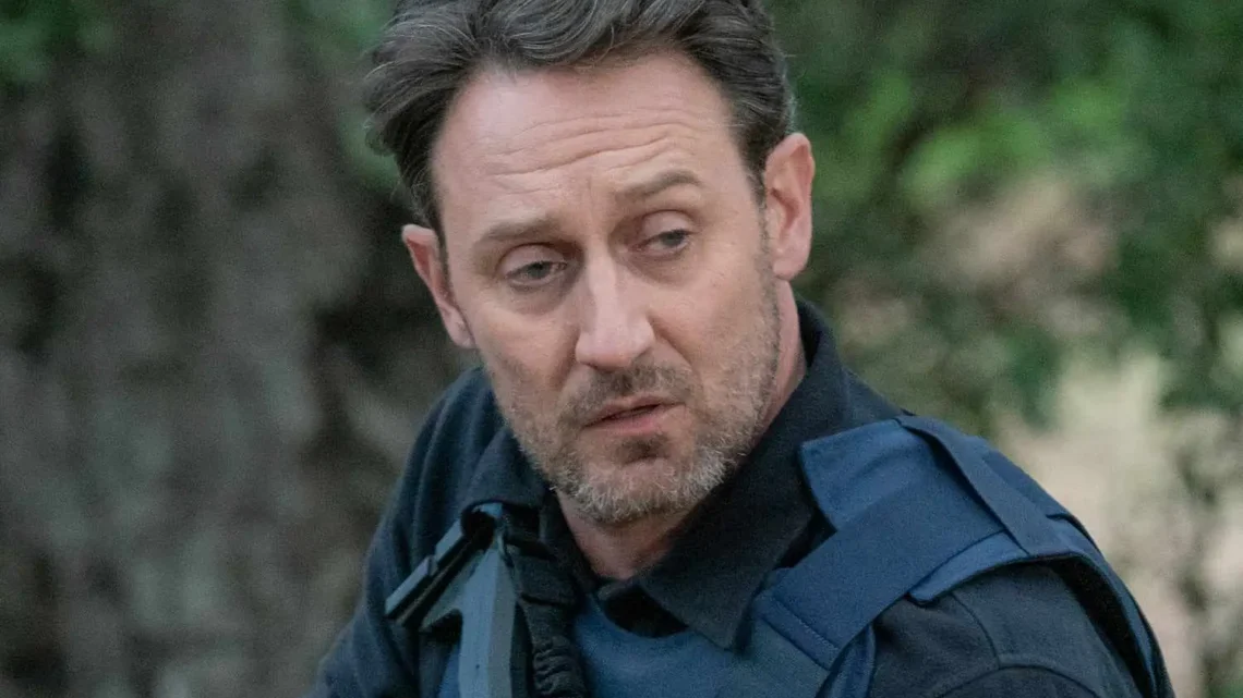 Josh Stewart Biography: TV Shows, Partner, Age, Parents, Siblings, Net Worth