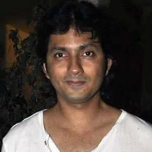 Shirish Kunder - Biography