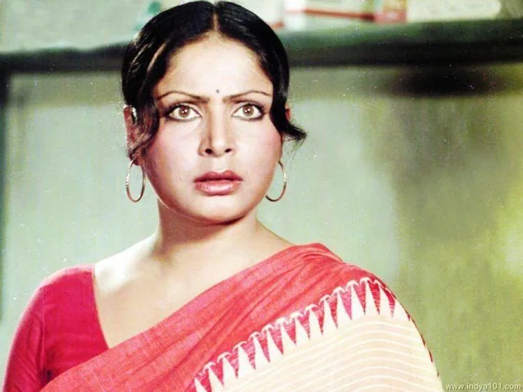 Rakhee Gulzar Biography: Wikipedia, Parents, Age, Children, Height, Husband, Siblings, Net Worth, Movies