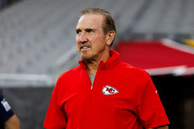 Steve Spagnuolo Biography: Wife, Children, Salary, Country, Team, Age, Net Worth, Siblings, Parents, Height