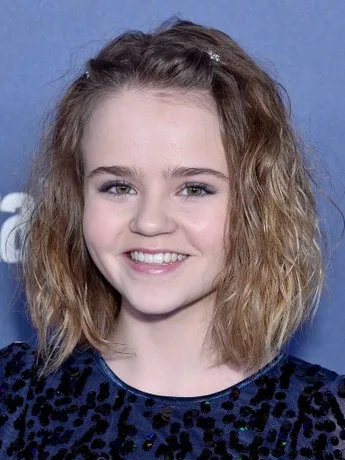 Megan Stott - Biography
