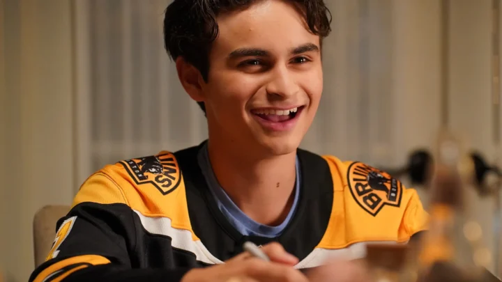 Chance Hurstfield Biography: Girlfriend, TV Shows, Instagram, Age, Net Worth, Parents, Height