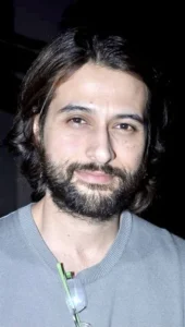 Apurva Agnihotri - Biography