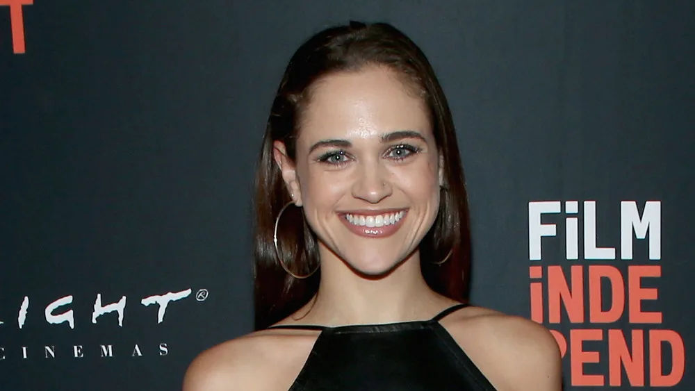 Bevin Bru Biography: Boyfriend, Age, Net Worth, Movies & TV Shows, Height, Instagram