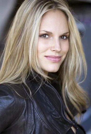 Stacy Stas Hurst - Biography