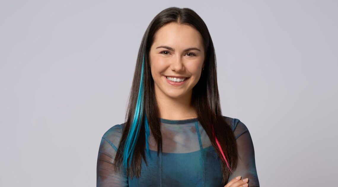 Alex Hook Biography: Age, Net Worth, Parents, Movies & TV Shows, Height