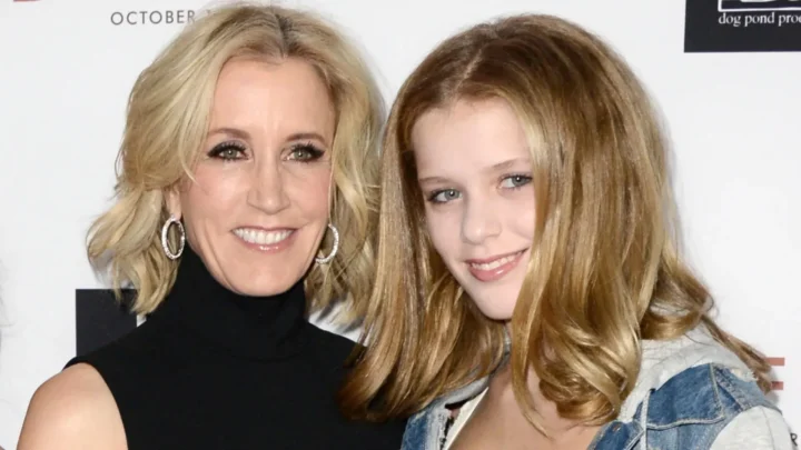 Felicity Huffman’s daughter, Sophia Grace Macy Biography: Boyfriend, Age, Net Worth, Parents, Movies & TV Shows, Siblings, Height