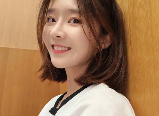 Song Yiren Biography: Age, Net Worth, Parents, Movies & TV Shows, Height, Instagram