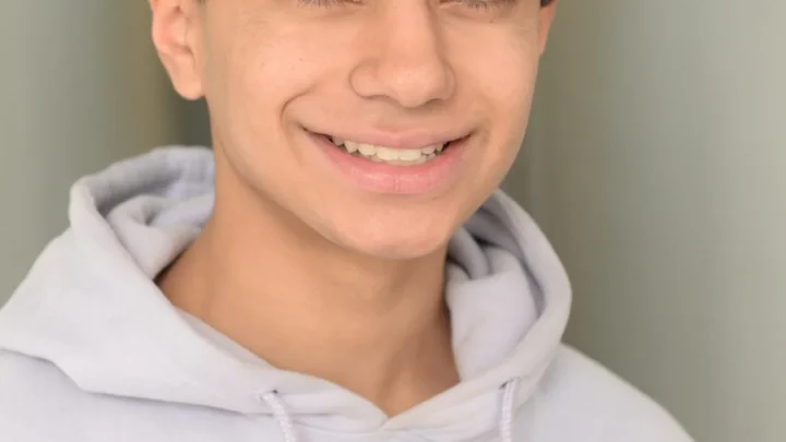 Neel Sethi Biography: Age, Parents, Net Worth, Height, Movies & TV Shows, Siblings, Girlfriend, Instagram