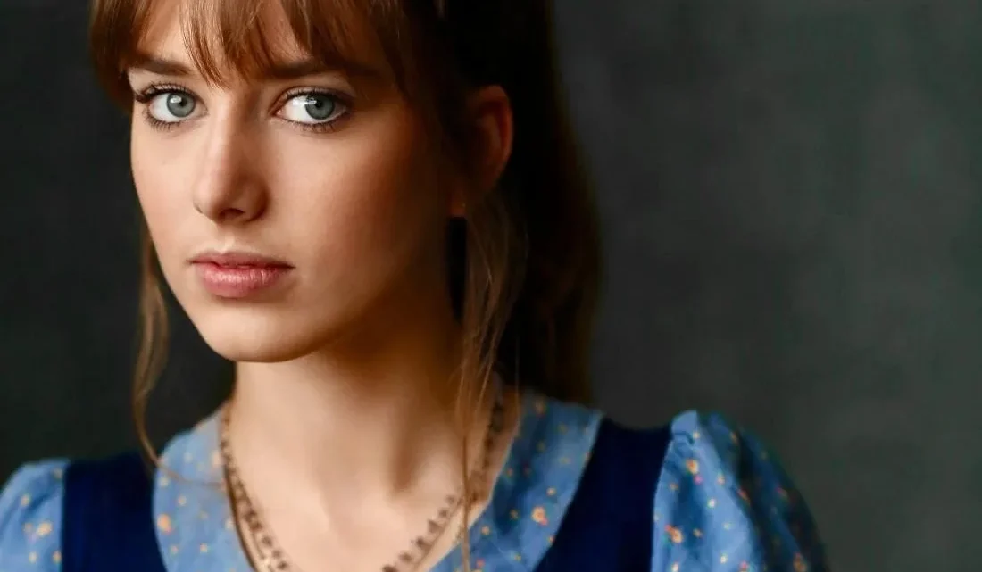 Zoe Brough Biography: Age, Parents, Net Worth, Height, Movies & TV Shows, Spouse, Instagram