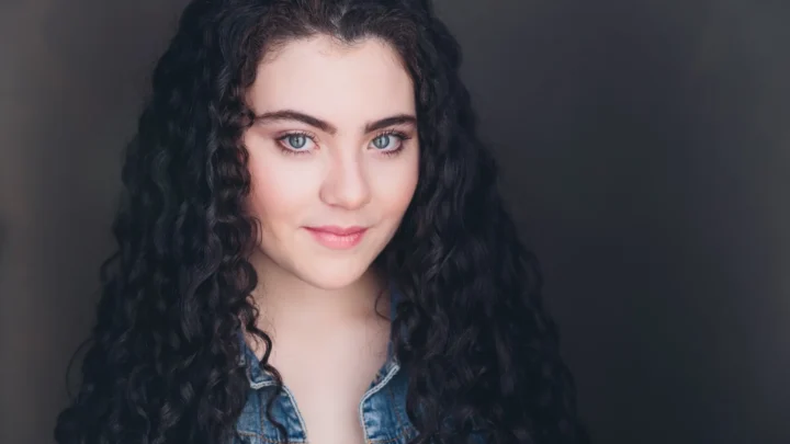 Lilla Crawford Biography: Age, Parents, Siblings, Net Worth, Height, Movies & TV Shows, Partner
