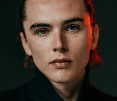 Harry Gilby Biography: Age, Parents, Net Worth, Height, Movies & TV Shows, Instagram, Girlfriend