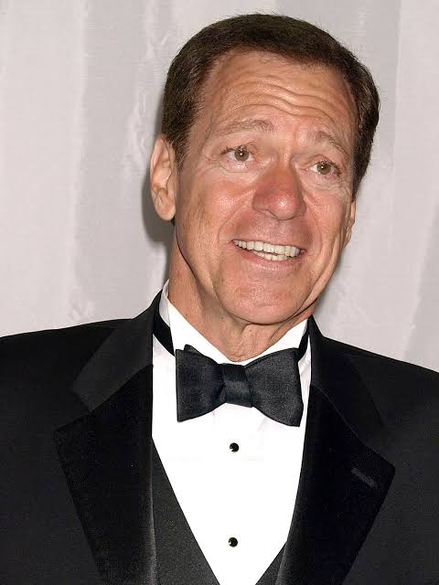 Joe Piscopo Biography: Net Worth, Children, Movies, Age, Height, Ethnicity, Religion, Parents