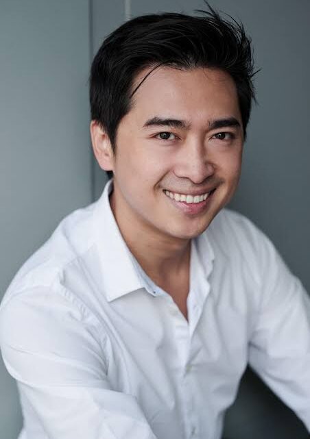 Aaron Le Biography: Age, Girlfriend, Movies, Religion, Ethnicity, Height, Awards, Net Worth, Parents