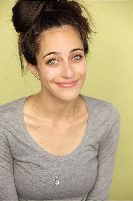 Zara Mizrahi - Biography