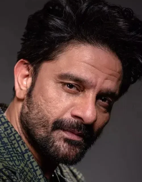 Jaideep Ahlawat Biography: Age, Wife, Kids, Height, Net Worth, Movies & Personal Life