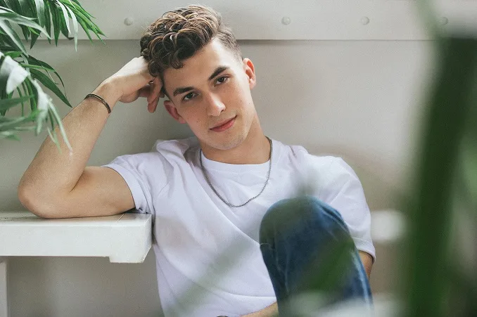 Josh Bogert Biography: Age, Parents, Siblings, Net Worth, Height, Movies & TV Shows, Songs