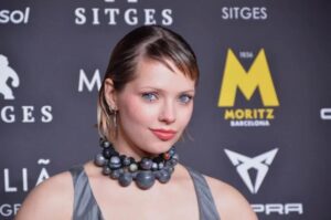 Lea Myren - Biography