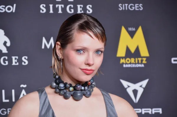 Lea Myren Biography: Age, Parents, Siblings, Net Worth, Height, Movies & TV Shows, Instagram