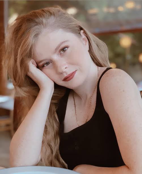 Ecem Uzun Biography: Net Worth, Religion, Movies, Husband, Instagram, Height, Age