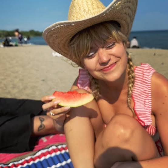 Ella Ballentine Biography: Net Worth, Age, Height, Parents, Boyfriend, Movies, Awards, TV Shows, Instagram