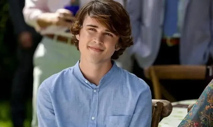 Logan Allen (actor) Biography: Girlfriend, Age, Height, Movies & TV Shows, Net Worth, Parents, Siblings, Instagram