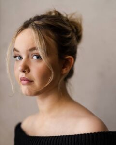 Danya Griver - Biography