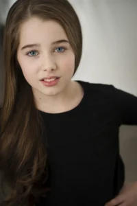 Gracyn Shinyei - Biography
