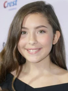 Emma Tremblay - Biography