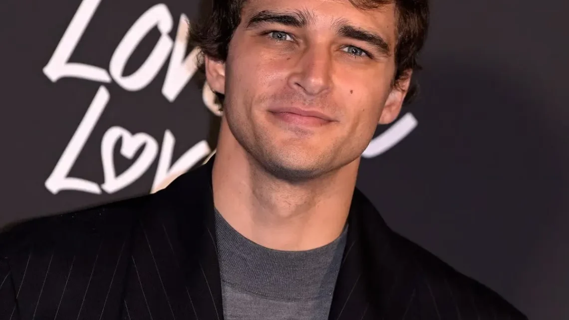 Pepe Barroso Biography: Girlfriend, Age, Son, Height, Net Worth, Parents, Movies & TV Shows, Siblings
