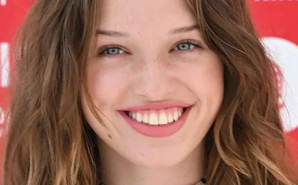 Milla Jovovich’s daughter, Ever Anderson Biography: Movies, Age, Height, Net Worth, Parents, Boyfriend, Siblings, TV Shows, Instagram